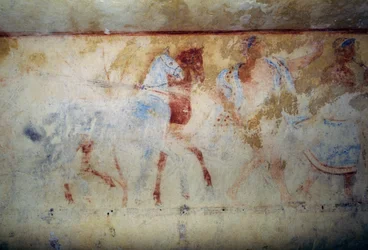 Hautajaiskulkue hevosilla ja mieshahmoilla, fresko, Sinisten demonien hauta, Tarquinian nekropolis (UNESCO:n maailmanperintöluettelo, 2004), Lazio, Italia Etruskien sivilisaatio, 5. vuosisata eKr.