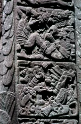 Hieroglyfit Stela D:ssä Quiriguassa, Izabalissa, Guatemalassa, myöhäisklassinen aika, n. 600-900 jKr (kuva)